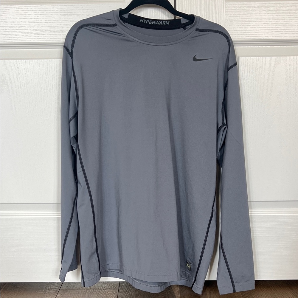 NIKE Hyperwarm Performance Shirt